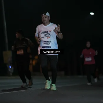 Runner Photo 7773695