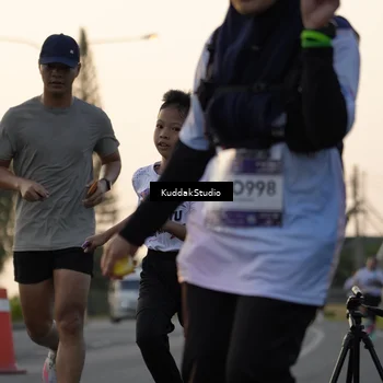 Runner Photo 7773703
