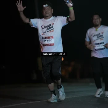 Runner Photo 7773734