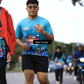Runner Photo 7773747