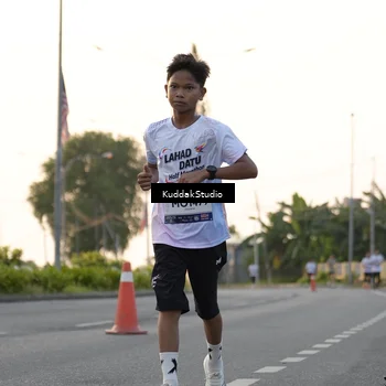 Runner Photo 7773750