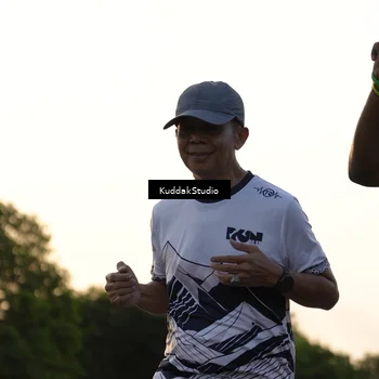 Runner Photo 7773755