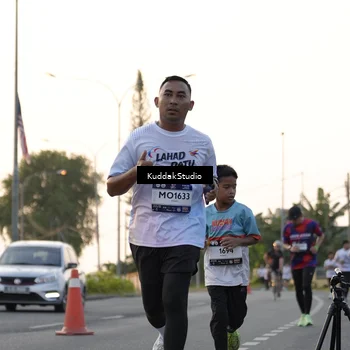 Runner Photo 7773782