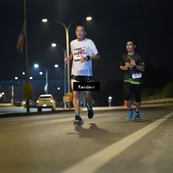Runner Photo 7773817