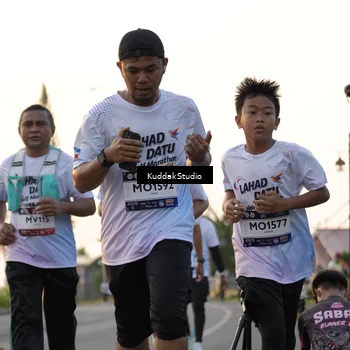 Runner Photo 7773832