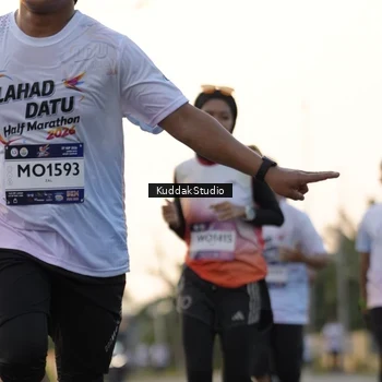 Runner Photo 7773840