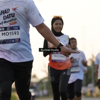 Runner Photo 7773841