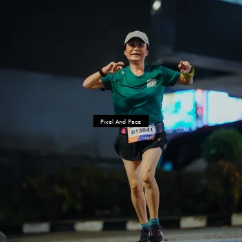 Runner Photo 7773847