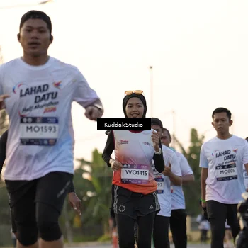 Runner Photo 7773855
