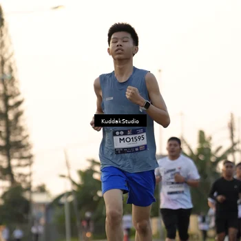 Runner Photo 7773863