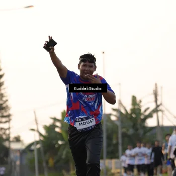 Runner Photo 7773871