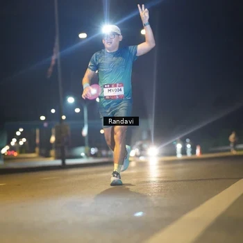 Runner Photo 7773932