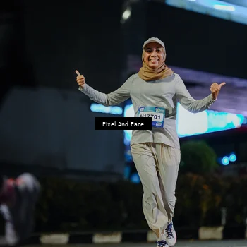 Runner Photo 7773948