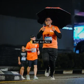Runner Photo 7773971