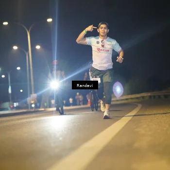 Runner Photo 7773977