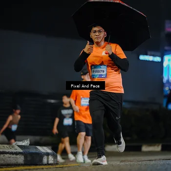 Runner Photo 7773990