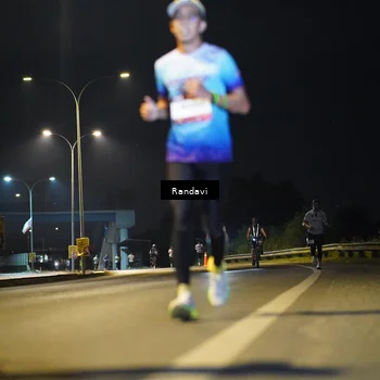 Runner Photo 7774010