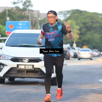 Runner Photo 7774019