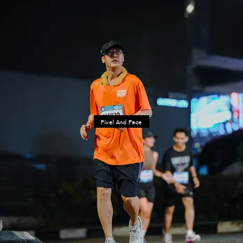 Runner Photo 7774037