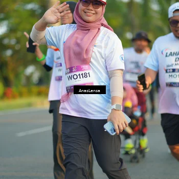 Runner Photo 7774047