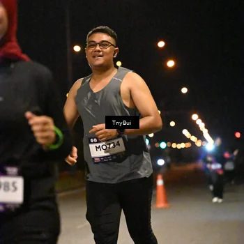 Runner Photo 7774051