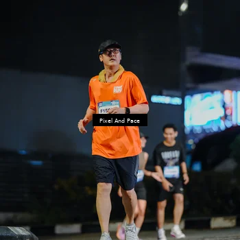 Runner Photo 7774060