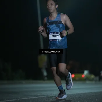 Runner Photo 7774067