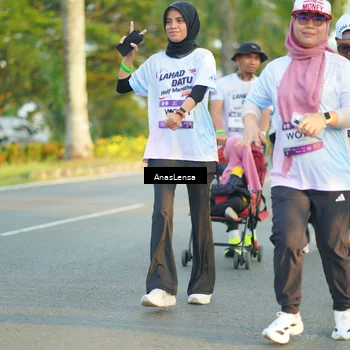 Runner Photo 7774068