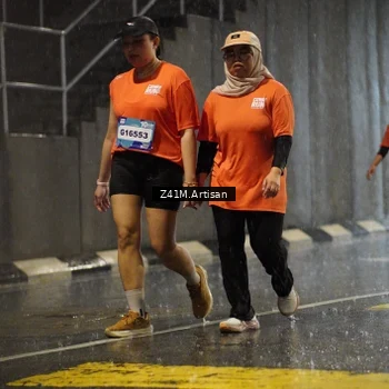Runner Photo 7774069