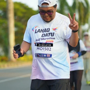 Runner Photo 7774082