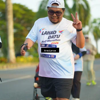 Runner Photo 7774084