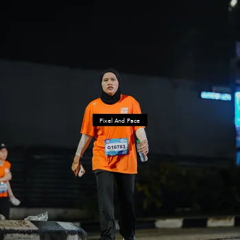 Runner Photo 7774106