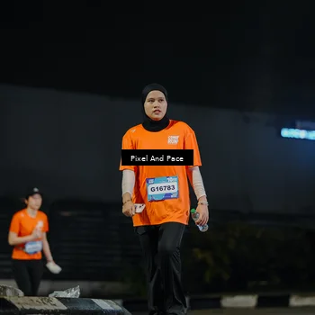 Runner Photo 7774111