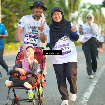 Runner Photo 7774117
