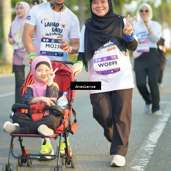 Runner Photo 7774126