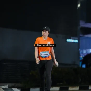 Runner Photo 7774198