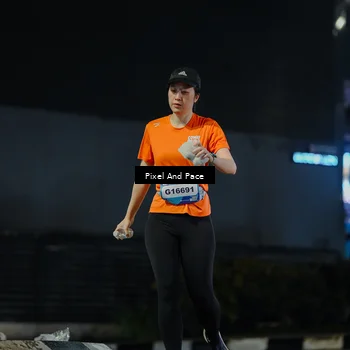 Runner Photo 7774216