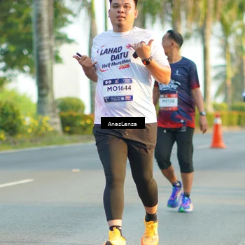 Runner Photo 7774256