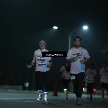 Runner Photo 7774282