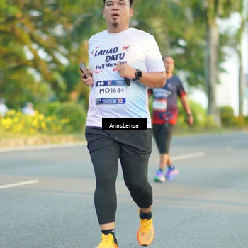 Runner Photo 7774306