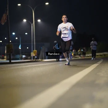 Runner Photo 7774364