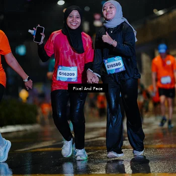 Runner Photo 7774397