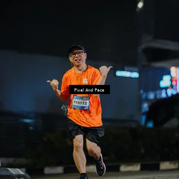 Runner Photo 7774409