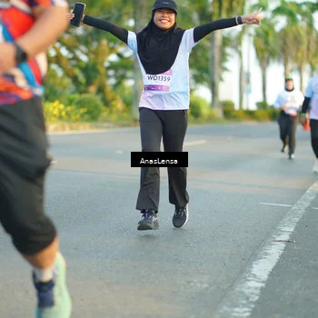 Runner Photo 7774410