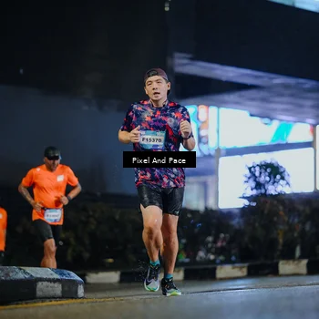 Runner Photo 7774432