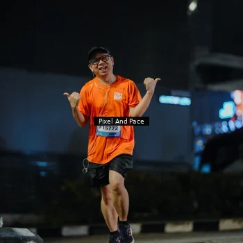 Runner Photo 7774443