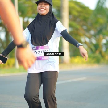 Runner Photo 7774449