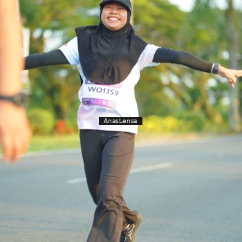 Runner Photo 7774463