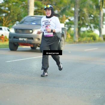 Runner Photo 7774495
