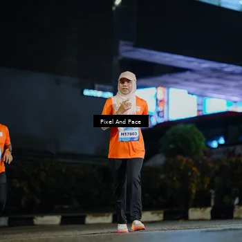 Runner Photo 7774523